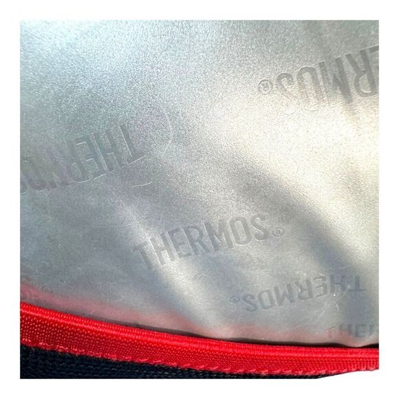 Under Armour Lunch Box Cooler Bag - Red & Black Design Insulated & Durable Bag - Picture 9 of 9